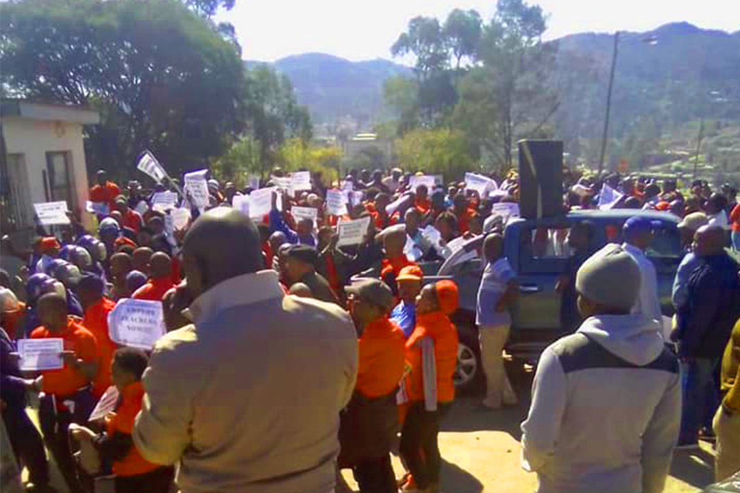 Teachers in Swaziland demand immediate solution to education crisis