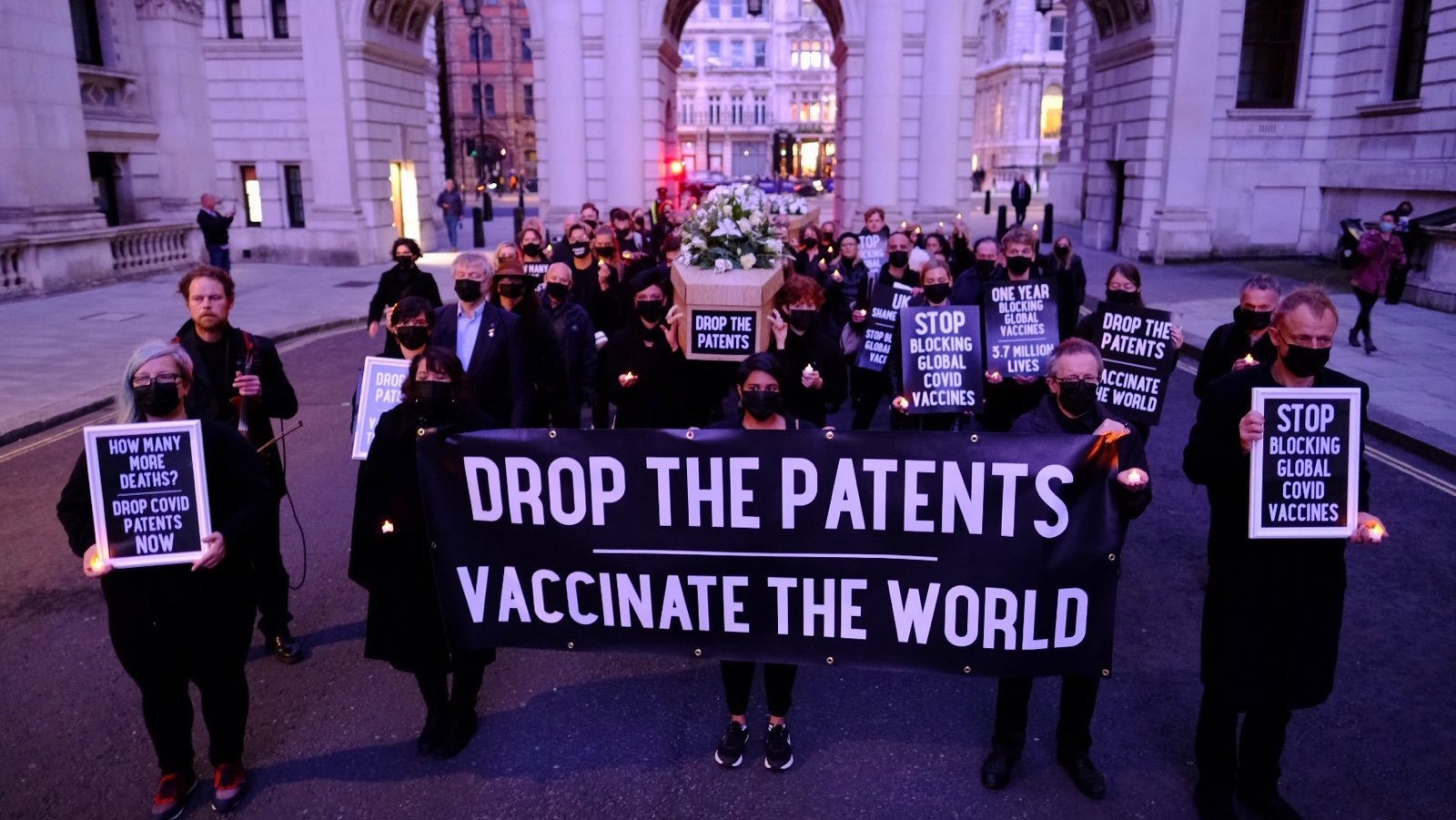 Reclaiming drug discovery: why we need public pharma