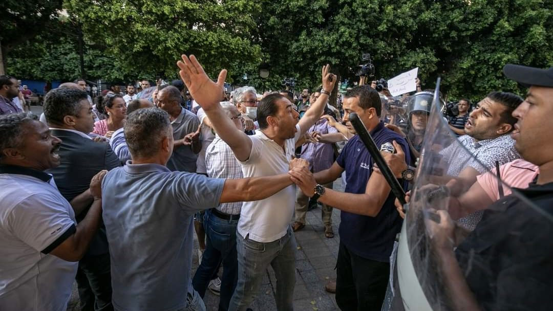Nine arrested in police crackdown on protests in Tunisia