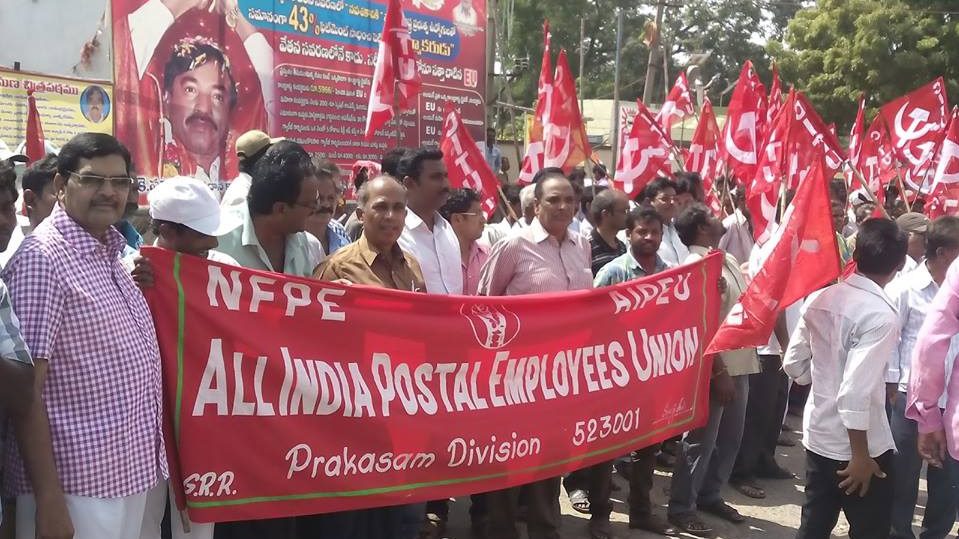 Indian government derecognizes leading postal unions over aid to farmers’ struggle, purchase of books