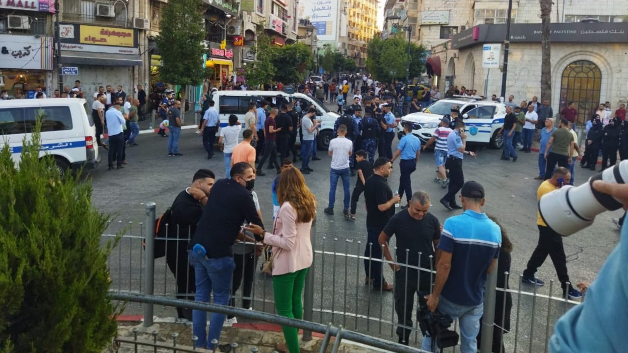Security forces arrest anti-Palestinian Authority demonstrators