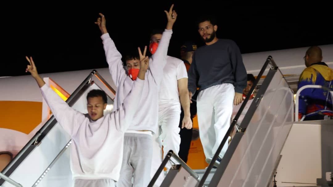 Venezuela repatriates 177 people who were held at the Guantánamo Naval Base