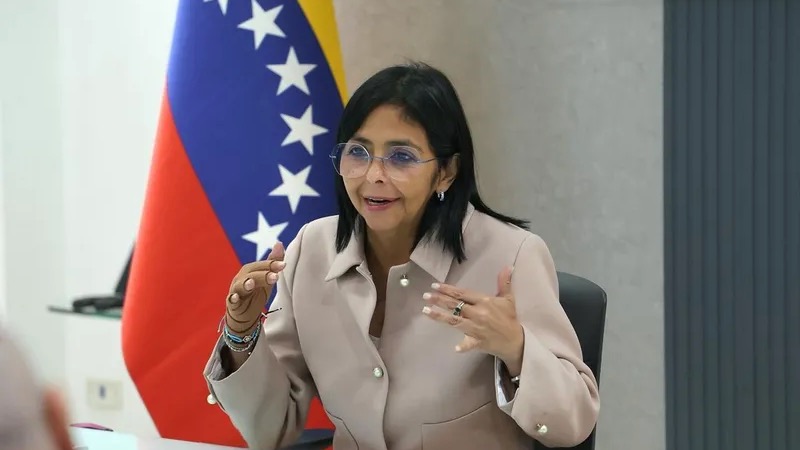 Venezuelan Vice President denounces neo-fascist right wing and guarantees Maduro’s inauguration: ‘Here we are and here we will remain’