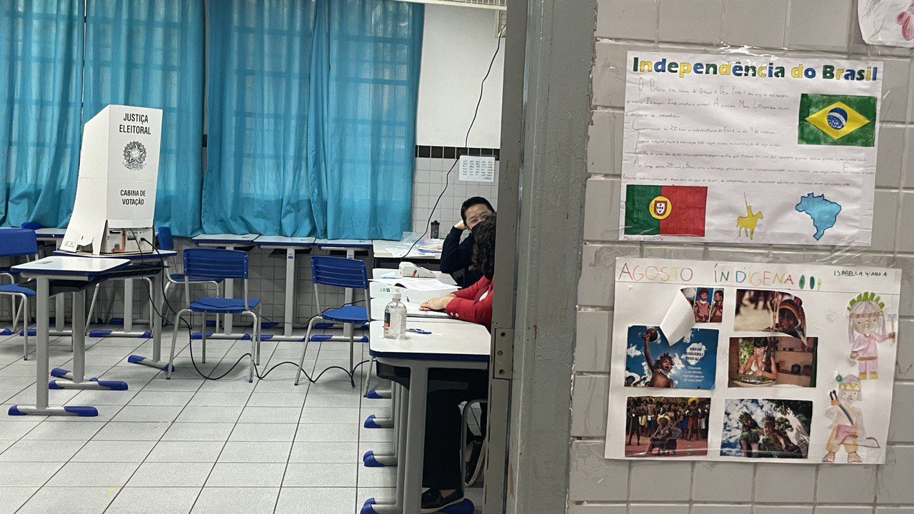 Lula leads in overseas voting with majority in 29 countries, Bolsonaro in 6