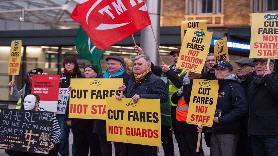 UK annual railfare hike