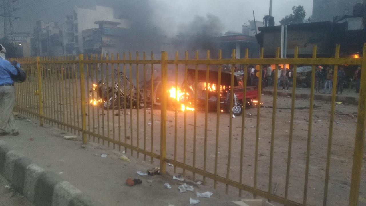 13 killed as right-wing mobs go on rampage in Delhi targeting anti-CAA protesters