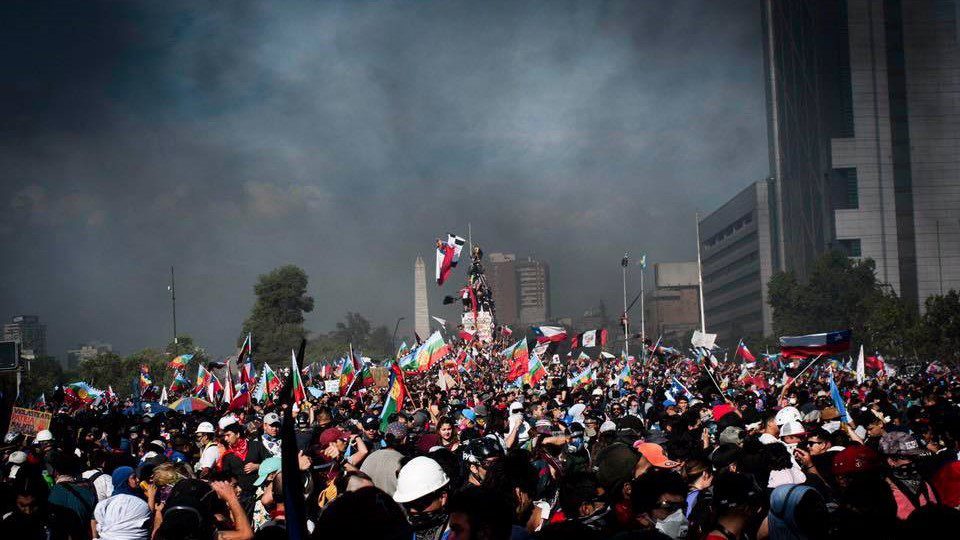 Chileans demand National Constituent Assembly