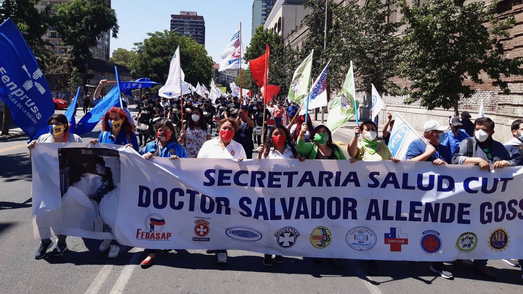 Chilean health workers hold an indefinite national strike