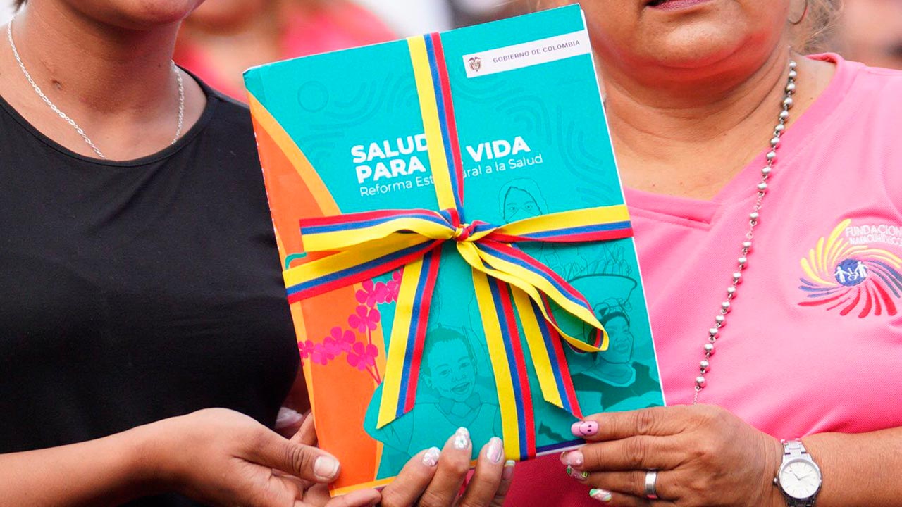 El sistema de salud en Colombia podría ver por fin cambios que pongan a las personas por delante del lucro