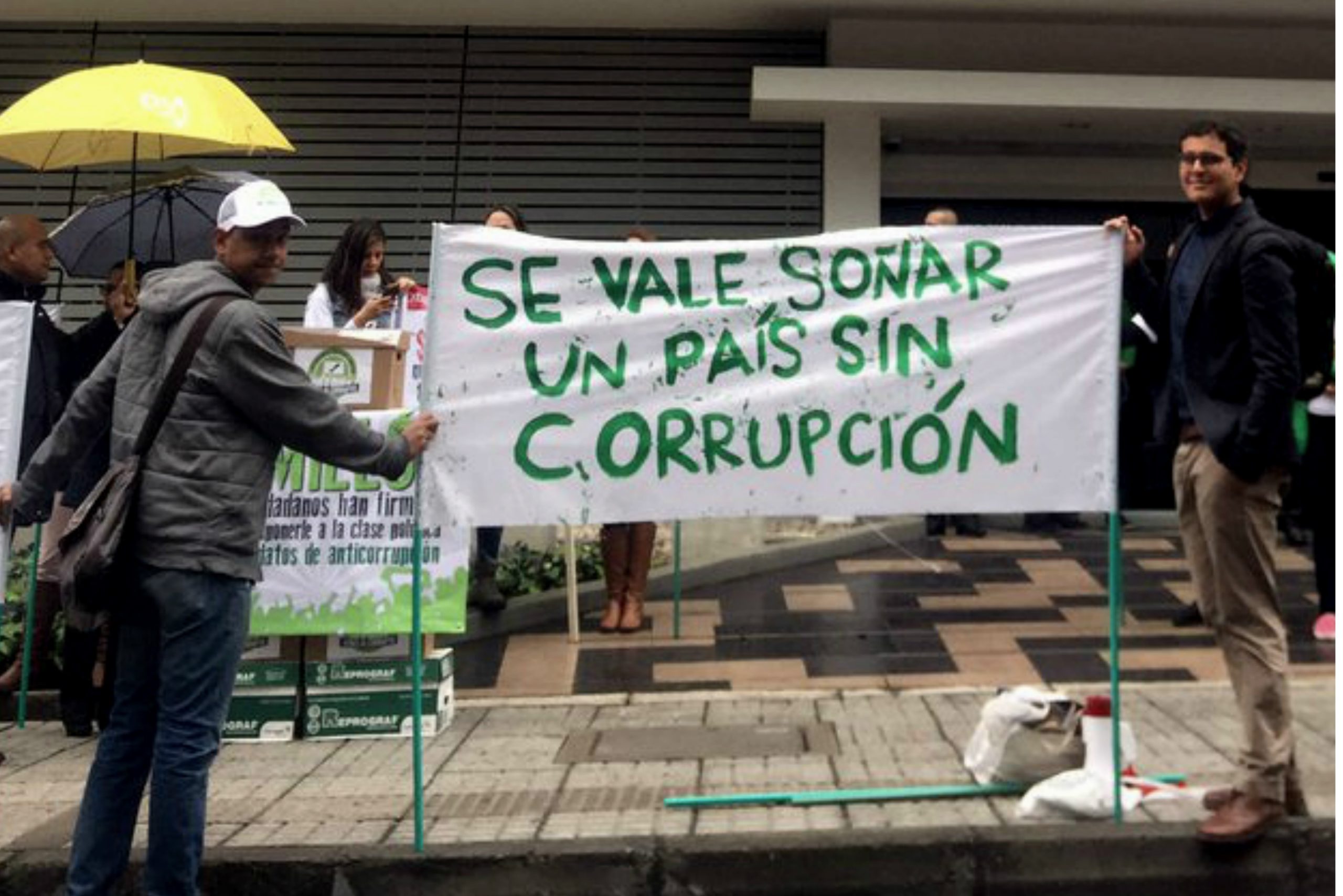 More than 11 million Colombians vote against corruption