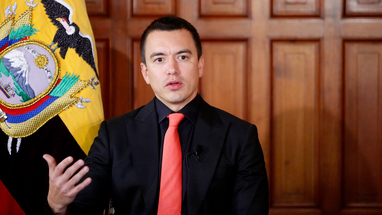 Blackouts and foreign military bases: the neoliberal proposals of Ecuador’s Noboa