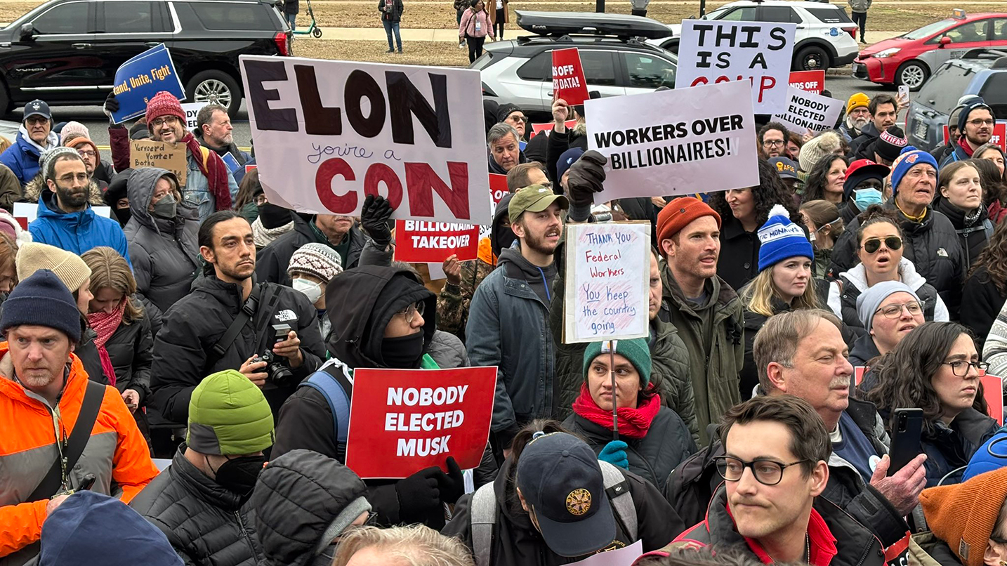 Labor fights back against attacks on federal workers