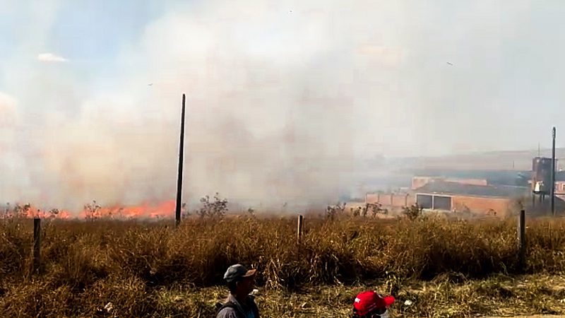 Police set fire to MST camp during eviction