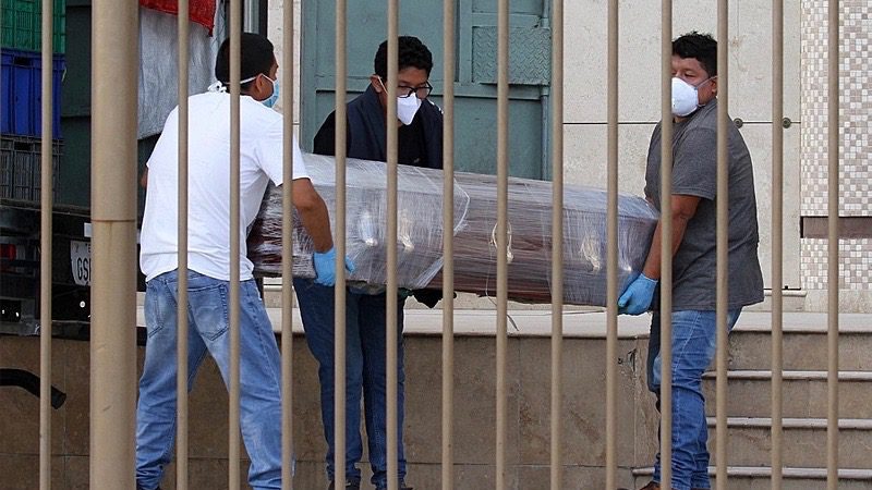 Dead bodies on the streets of Ecuador expose failure of the government amid pandemic