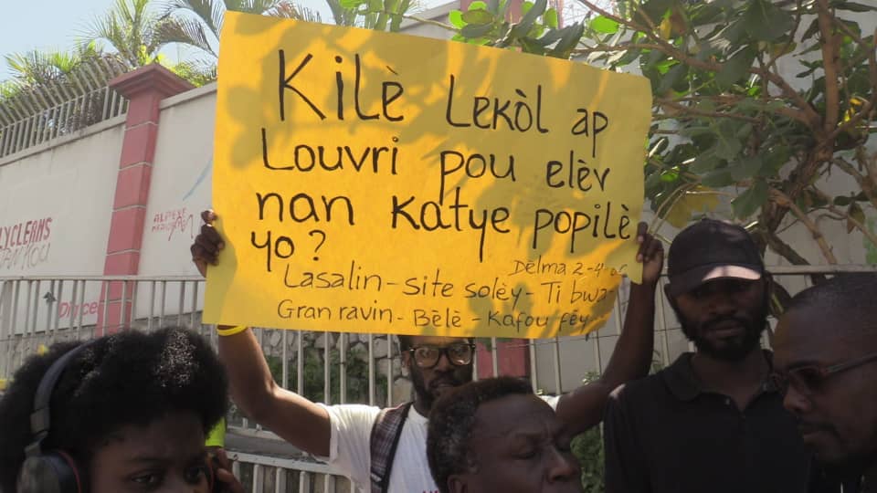 Haitian teachers protest school reopening
