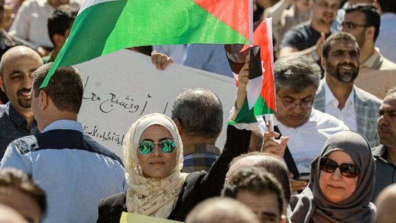 Jordanian Teachers’ Syndicate leaders and members released after one month in jail