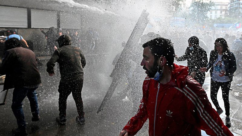 Argentine VP Kirchner condemns repression: “They were never democratic”