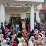 Workers in Lahore