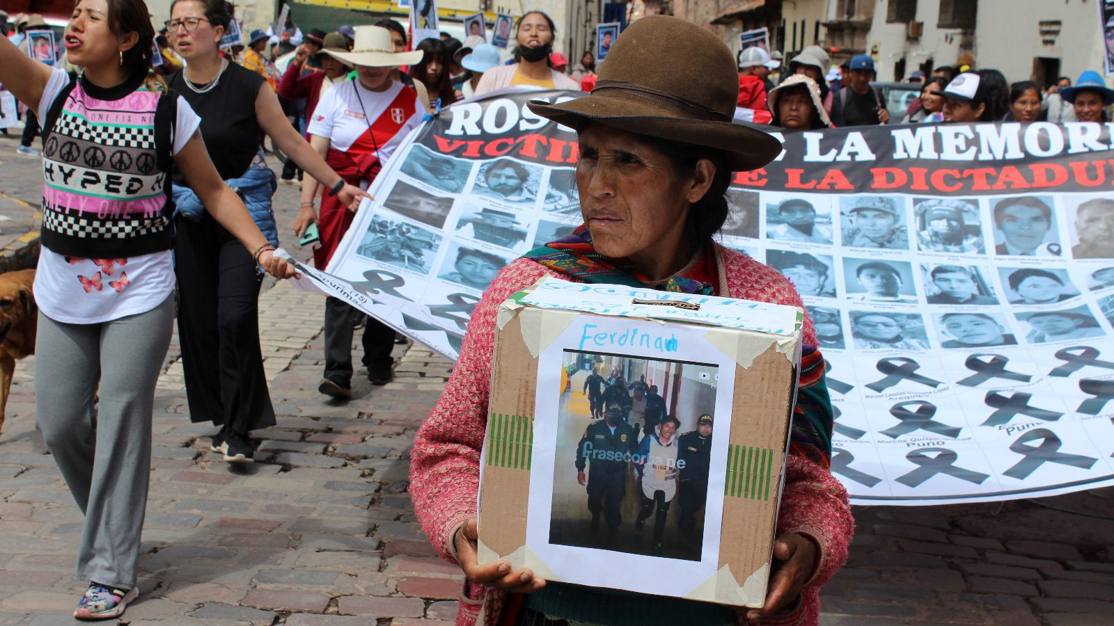 Peruvian police repress protests, leave over 20 injured in Juliaca