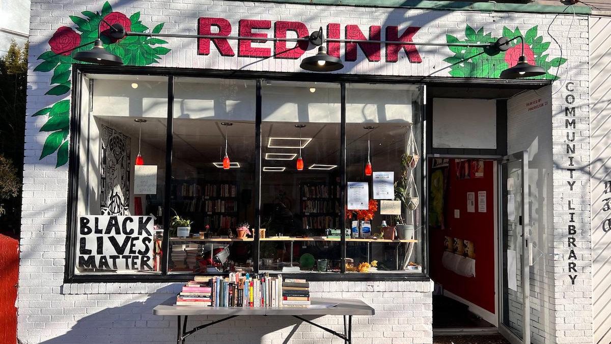 Neo-Nazis attempt to disrupt ‘Red Books Day’ reading at library in Rhode Island, community fights back