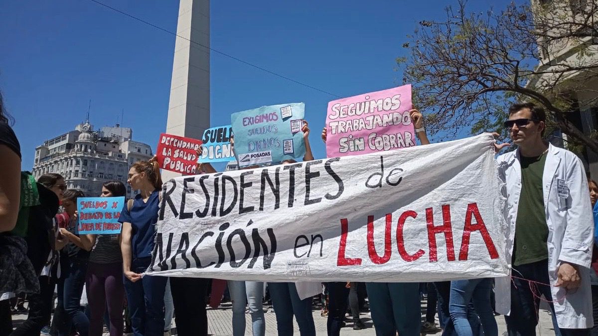 Argentina’s medical residents strike for pay