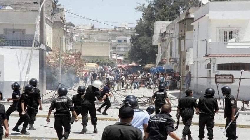 Unemployment protests in Tunisia continue for the third day