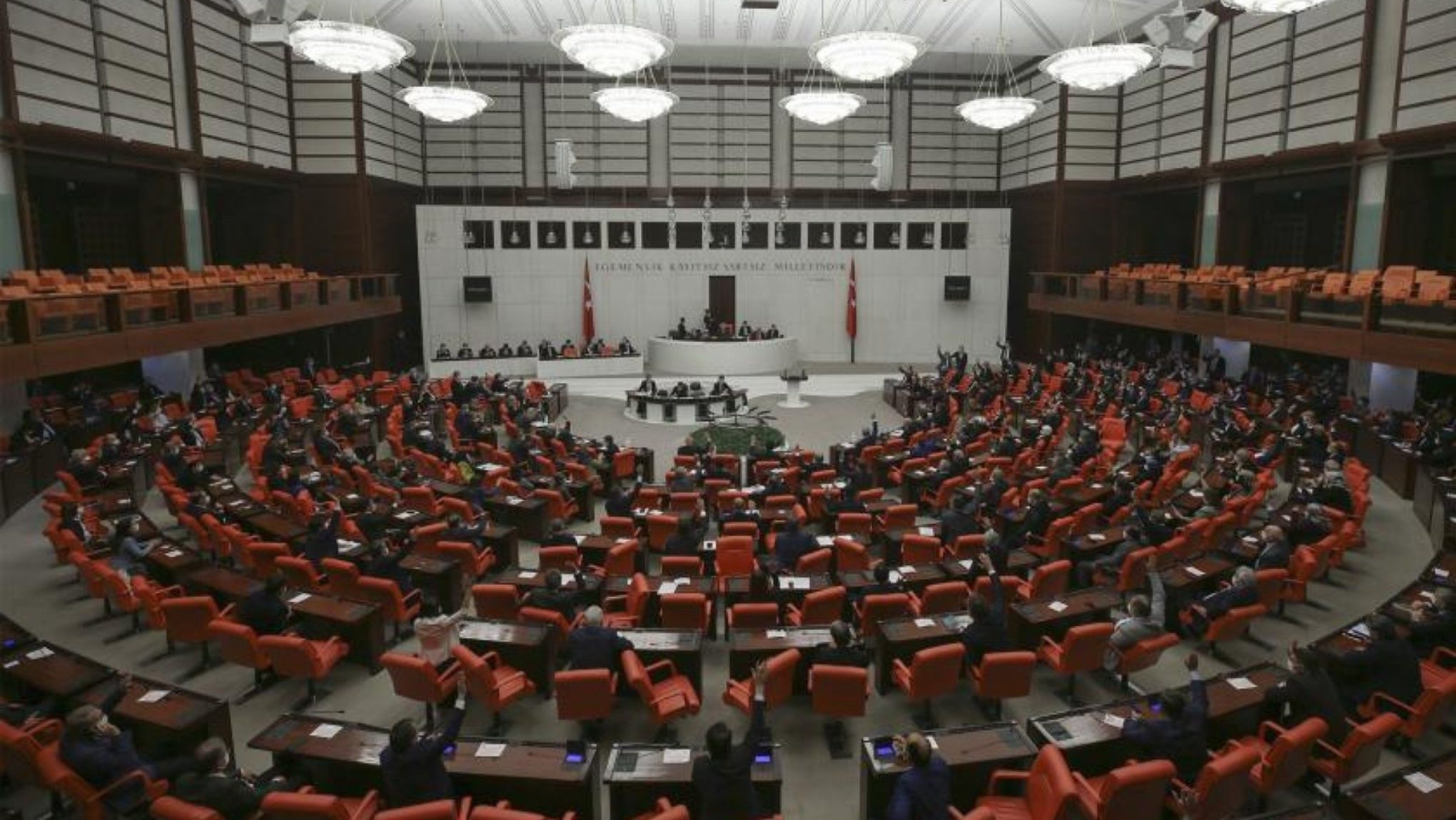 Despite opposition, Turkish parliament extends mandate of military deployment and aggression in Syria and Iraq