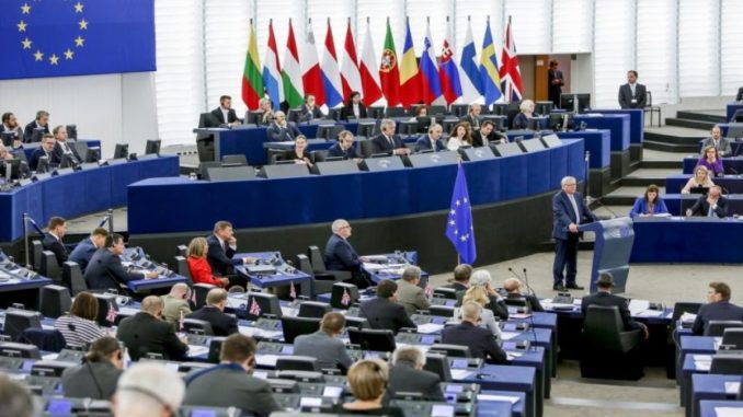 EU extends sanctions against Venezuela