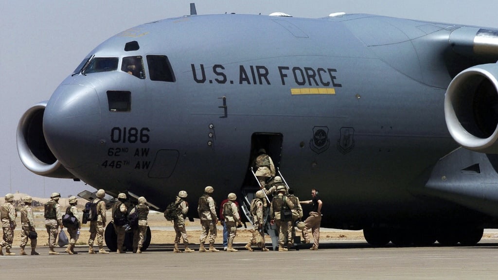 Ecuador’s National Assembly approves the establishment of foreign military bases