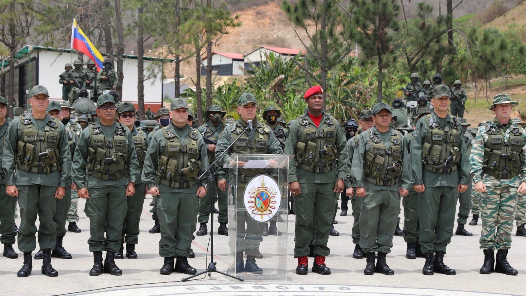 Defeat of a dirty military incursion into Venezuela on a Sunday morning
