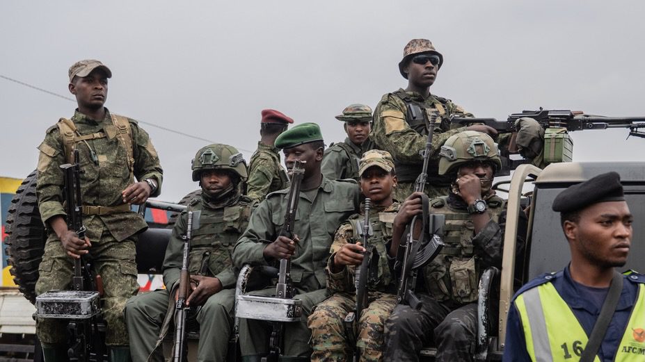 Soldiers in DRC sut ib truck